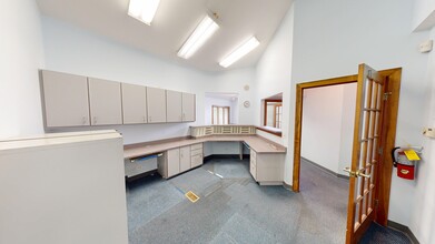 1600 N Arlington Heights Rd, Arlington Heights, IL for lease Interior Photo- Image 1 of 19