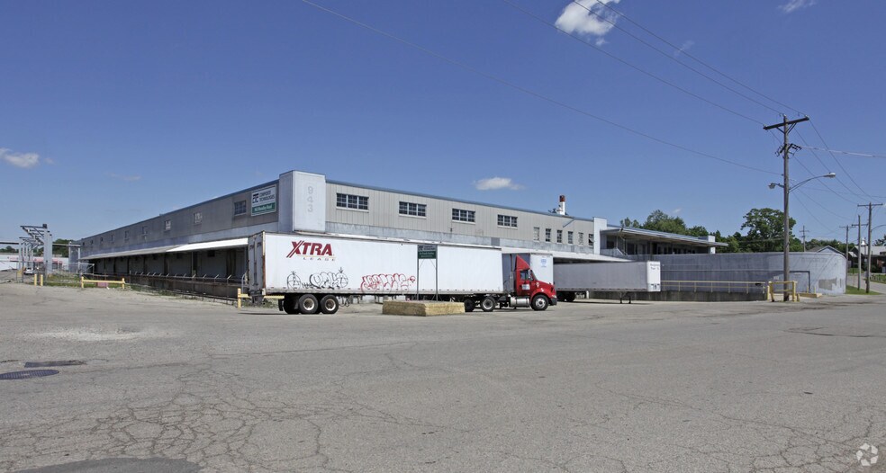 943 Woodley Rd, Dayton, OH à vendre - Photo principale - Image 1 de 3