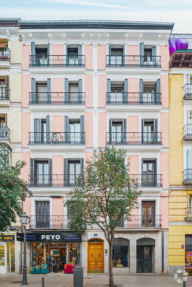 Calle De Fuencarral, 82, Madrid, Madrid à louer - Photo du b timent - Image 2 de 8