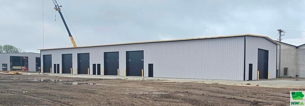 1709 E Hwy 20, Lawton, IA for lease - Building Photo - Image 2 of 6