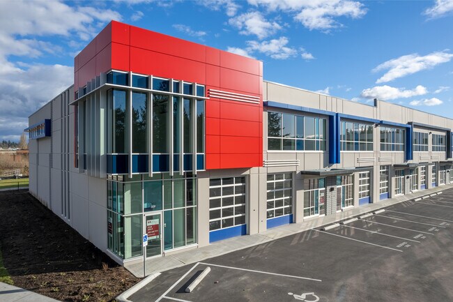 Plus de détails pour 17280 Heather Dr, Surrey, BC - Industriel à louer