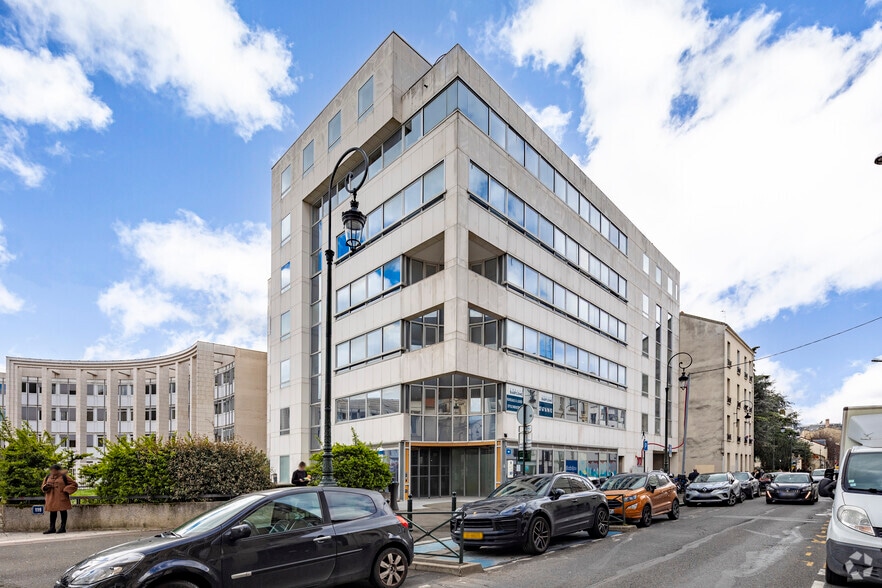 116 Rue De Verdun, Puteaux for lease - Primary Photo - Image 1 of 2