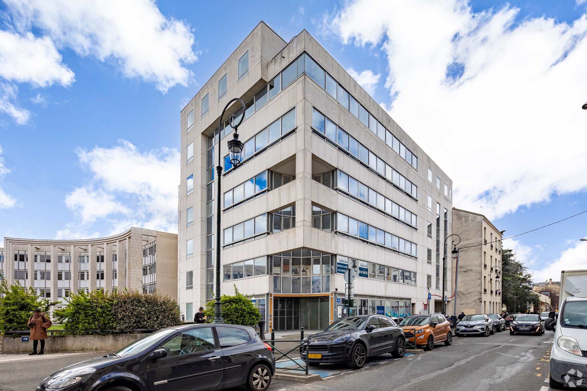 116 Rue De Verdun, Puteaux for lease Primary Photo- Image 1 of 3