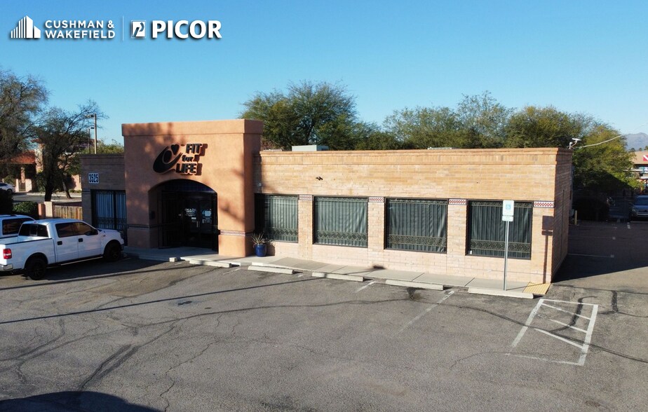 3525 N Campbell Ave, Tucson, AZ for lease - Building Photo - Image 1 of 7