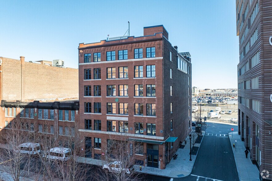 5 Channel Center St, Boston, MA for lease - Building Photo - Image 1 of 10
