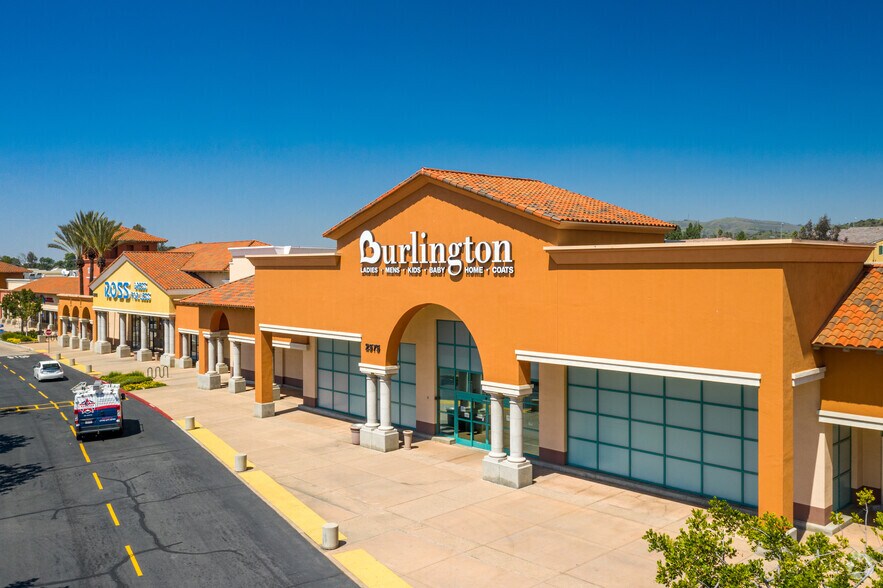 2315-2595 E Imperial Hwy, Brea, CA à louer - Photo du bâtiment - Image 2 de 43