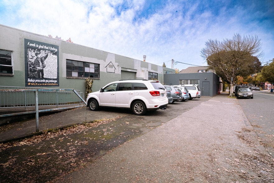 3639 N Mississippi Ave, Portland, OR for sale - Building Photo - Image 2 of 2