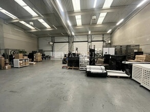 Flex in Saint-Quentin-Fallavier for lease Interior Photo- Image 1 of 7