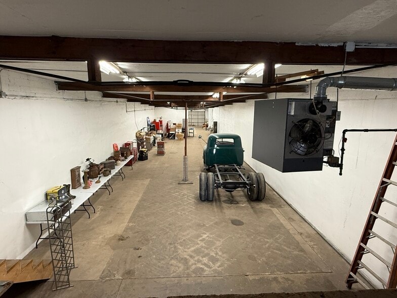 354 S East Ave, Kankakee, IL à vendre - Photo du bâtiment - Image 2 de 6