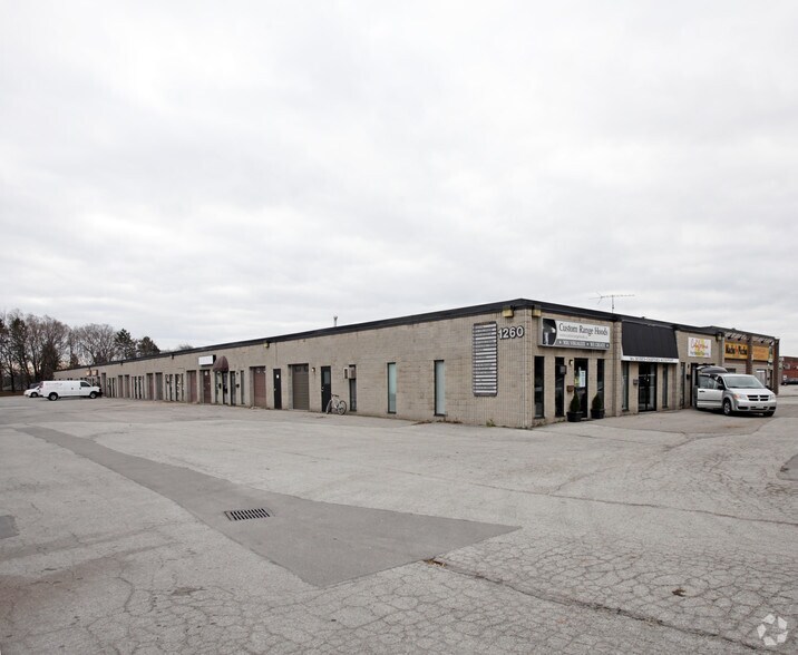 1260 Speers Rd, Oakville, ON for sale - Primary Photo - Image 1 of 2