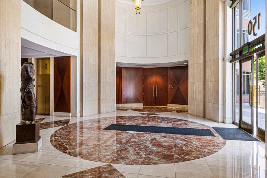 150 S Rodeo Dr, Beverly Hills, CA for lease - Lobby - Image 3 of 4