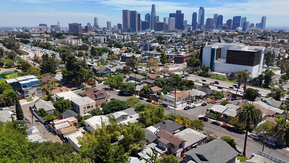 1727 Bellevue Ave, Los Angeles, CA for sale - Building Photo - Image 3 of 11