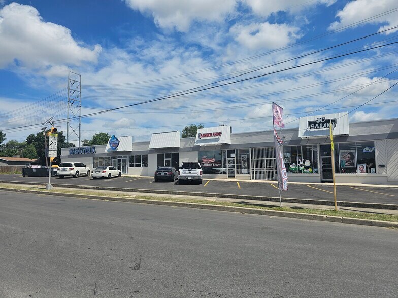 107-109 Latch Dr, San Antonio, TX à louer - Photo du bâtiment - Image 2 de 5