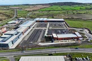 Plus de détails pour Tindale Crescent, Bishop Auckland - Commerce de détail à louer