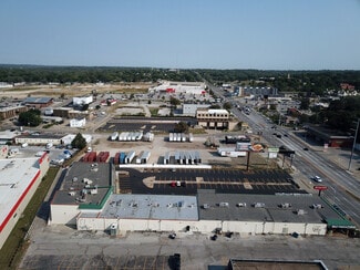 More details for 304-328 S 72nd St, Omaha, NE - Retail for Lease