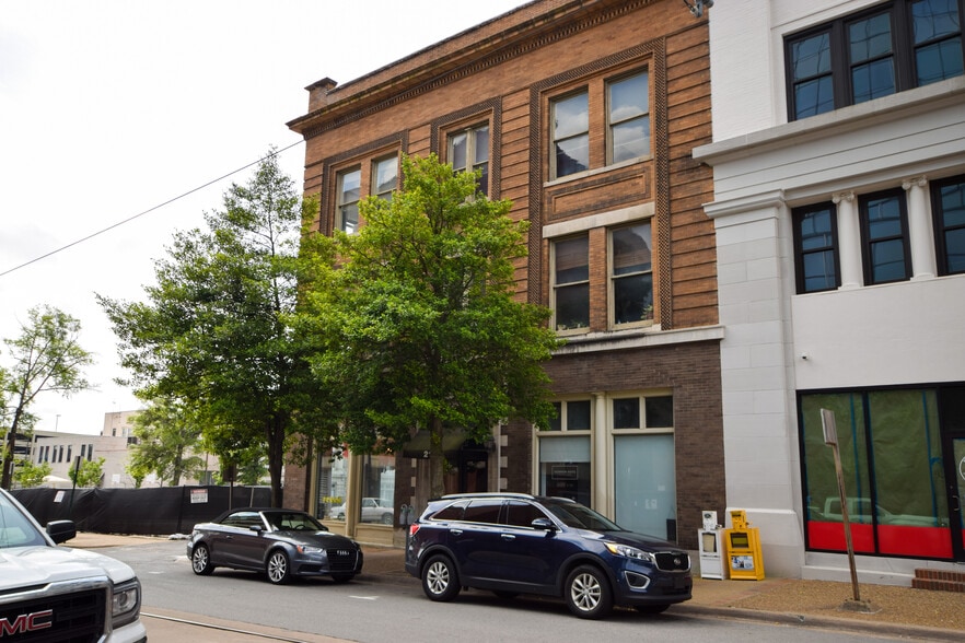 217 W 2nd St, Little Rock, AR for lease - Building Photo - Image 2 of 6