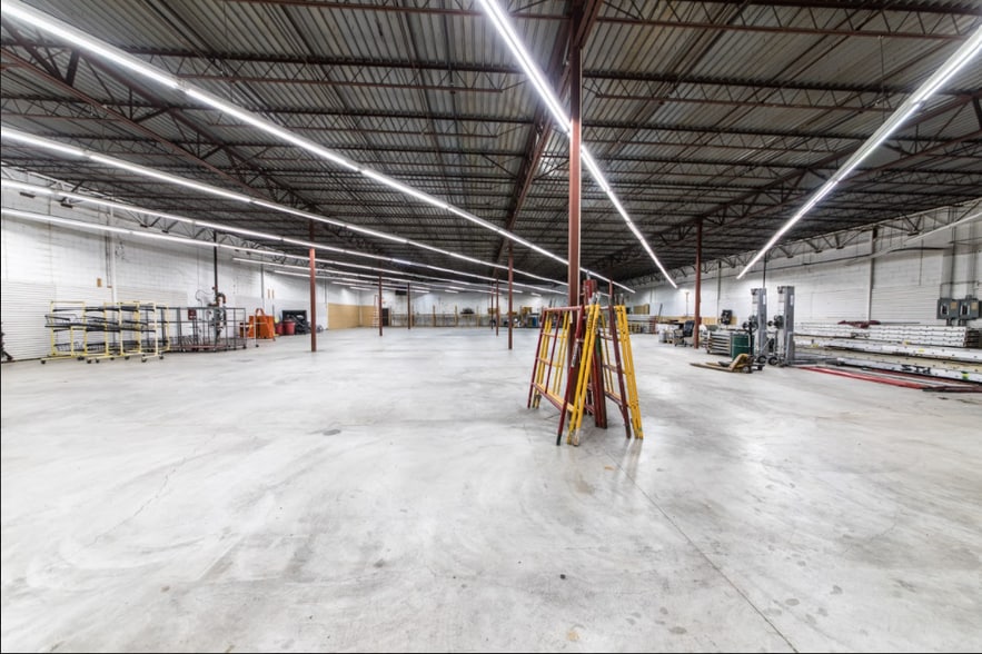 2730 Delmar Blvd, Saint Louis, MO for lease - Building Photo - Image 2 of 7