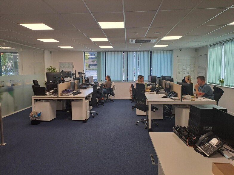 John Tate Rd, Hertford à louer - Photo du bâtiment - Image 3 de 5