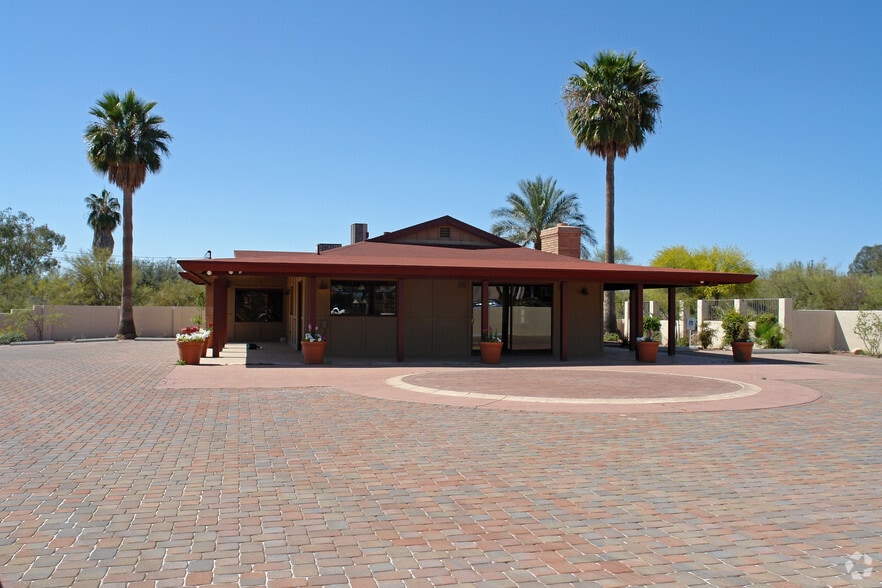 6615 N Oracle Rd, Tucson, AZ for sale - Building Photo - Image 2 of 10