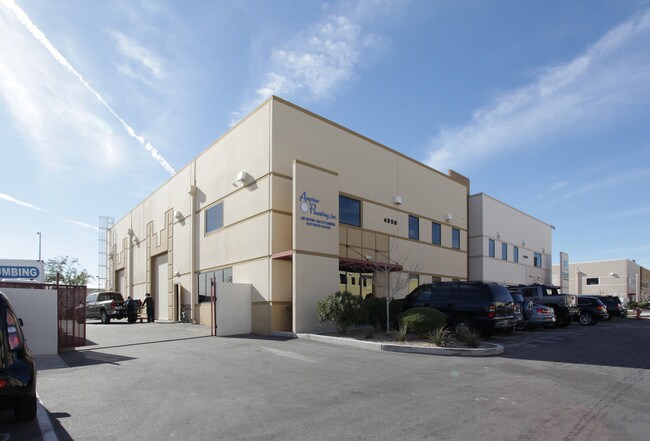 Plus de détails pour 4690 W Post Rd, Las Vegas, NV - Industriel à vendre