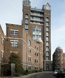 Coral Row, London for sale Primary Photo- Image 1 of 8