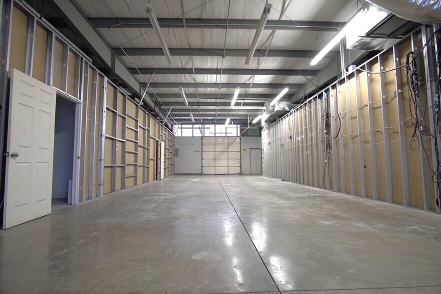 2600 Linda Ln, Edmond, OK à louer - Photo du bâtiment - Image 2 de 7