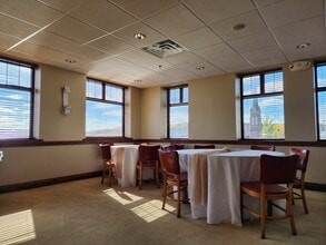 19 E Washington St, New Castle, PA à louer Photo intérieure- Image 2 de 5