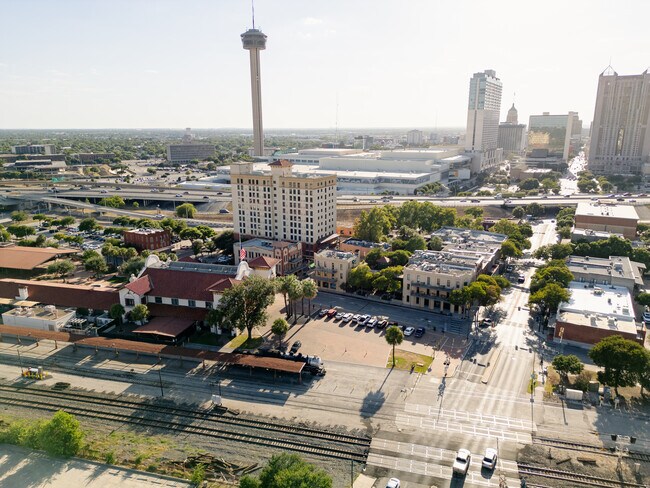 More details for 119 Heiman St, San Antonio, TX - Office, Office/Retail for Lease