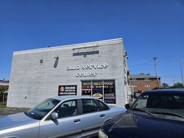 12257 S Cicero Ave, Alsip, IL à vendre - Photo du bâtiment - Image 3 de 6