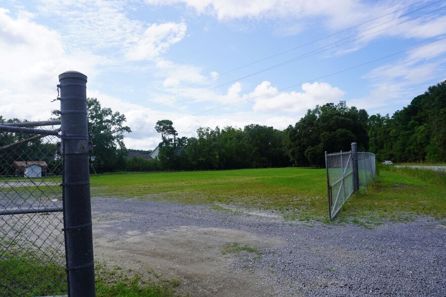 771 Brownswood Rd, Johns Island, SC à louer - Photo principale - Image 1 de 11
