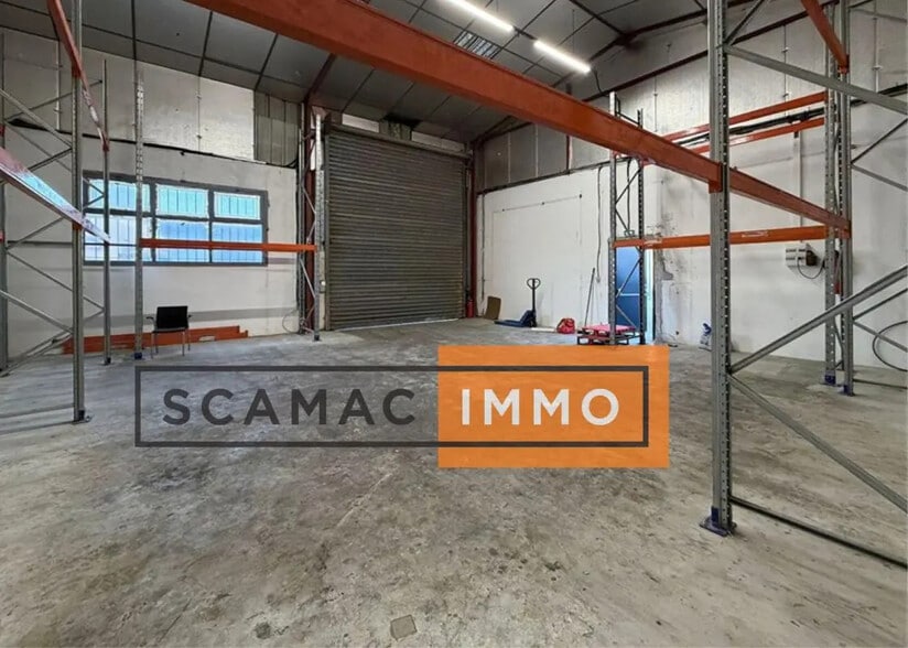 Industriel dans Le Thillay à louer - Photo intérieure - Image 2 de 2