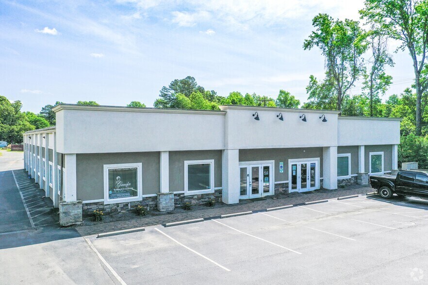 115 Indian Trail Rd S, Indian Trail, NC à louer - Photo principale - Image 3 de 5