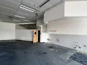 2 Compass Rd, Essex, MD for lease Interior Photo- Image 2 of 19