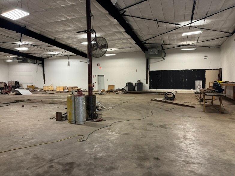 8930 Gulf Fwy, Houston, TX for lease - Interior Photo - Image 3 of 5