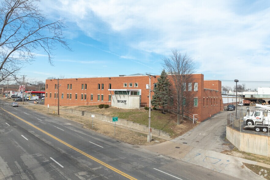6401-6425 W Florissant Rd, Saint Louis, MO à vendre - Photo principale - Image 1 de 5