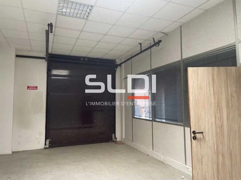 Flex dans Vénissieux à louer - Photo intérieure - Image 3 de 7