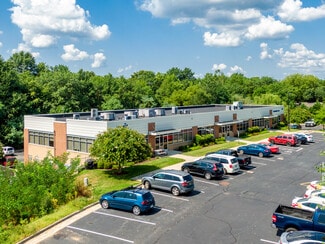 Plus de détails pour 915 Maple Grove Dr, Fredericksburg, VA - Bureau à louer