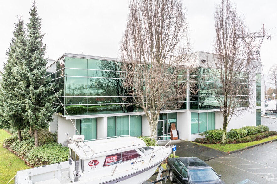 1405-1415 Cliveden Av, Delta, BC à louer - Photo du bâtiment - Image 2 de 4
