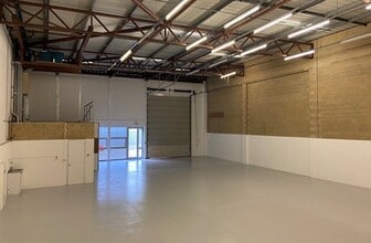 Birch, Swindon à louer Photo intérieure- Image 1 de 2