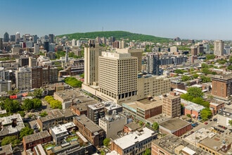 855-865 Rue Sainte-Catherine E, Montréal, QC - Aérien Vue de la carte