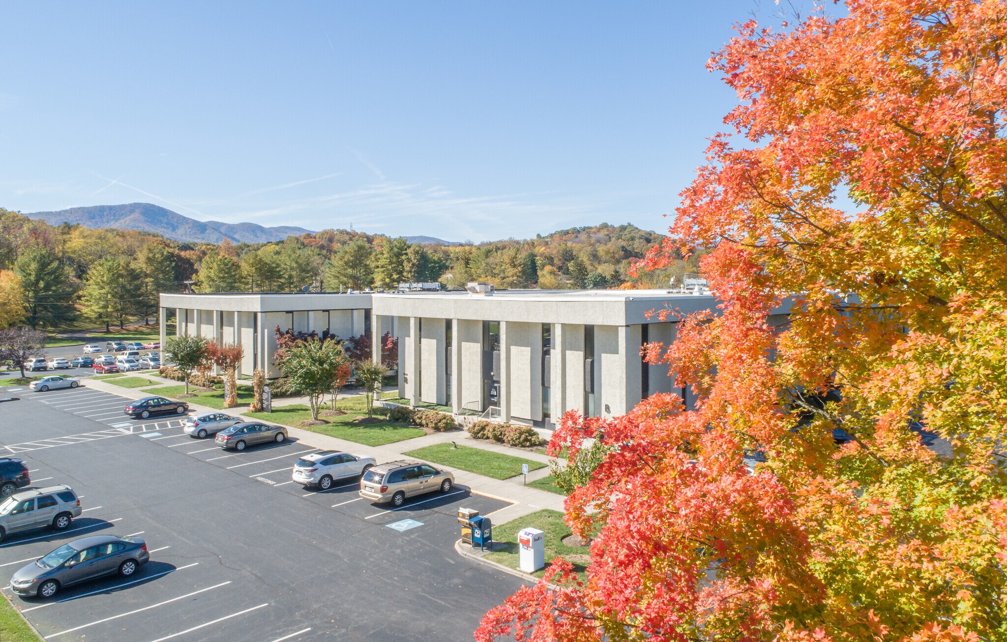 3130 Chaparral Dr, Roanoke, VA à louer Photo du bâtiment- Image 1 de 7
