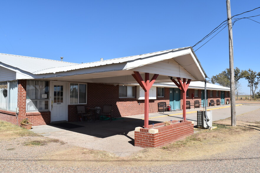 702 KS-27, Sharon Springs, KS à vendre - Photo principale - Image 1 de 1