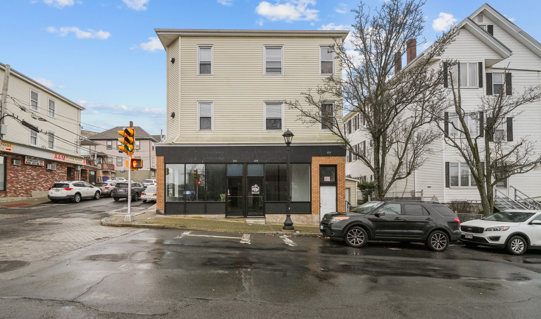 337 Columbia St, Fall River, MA for sale Building Photo- Image 1 of 53