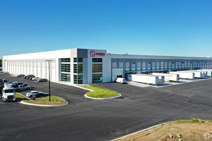 7555 Wood Rd, Douglasville, GA à louer - Photo du bâtiment - Image 2 de 16