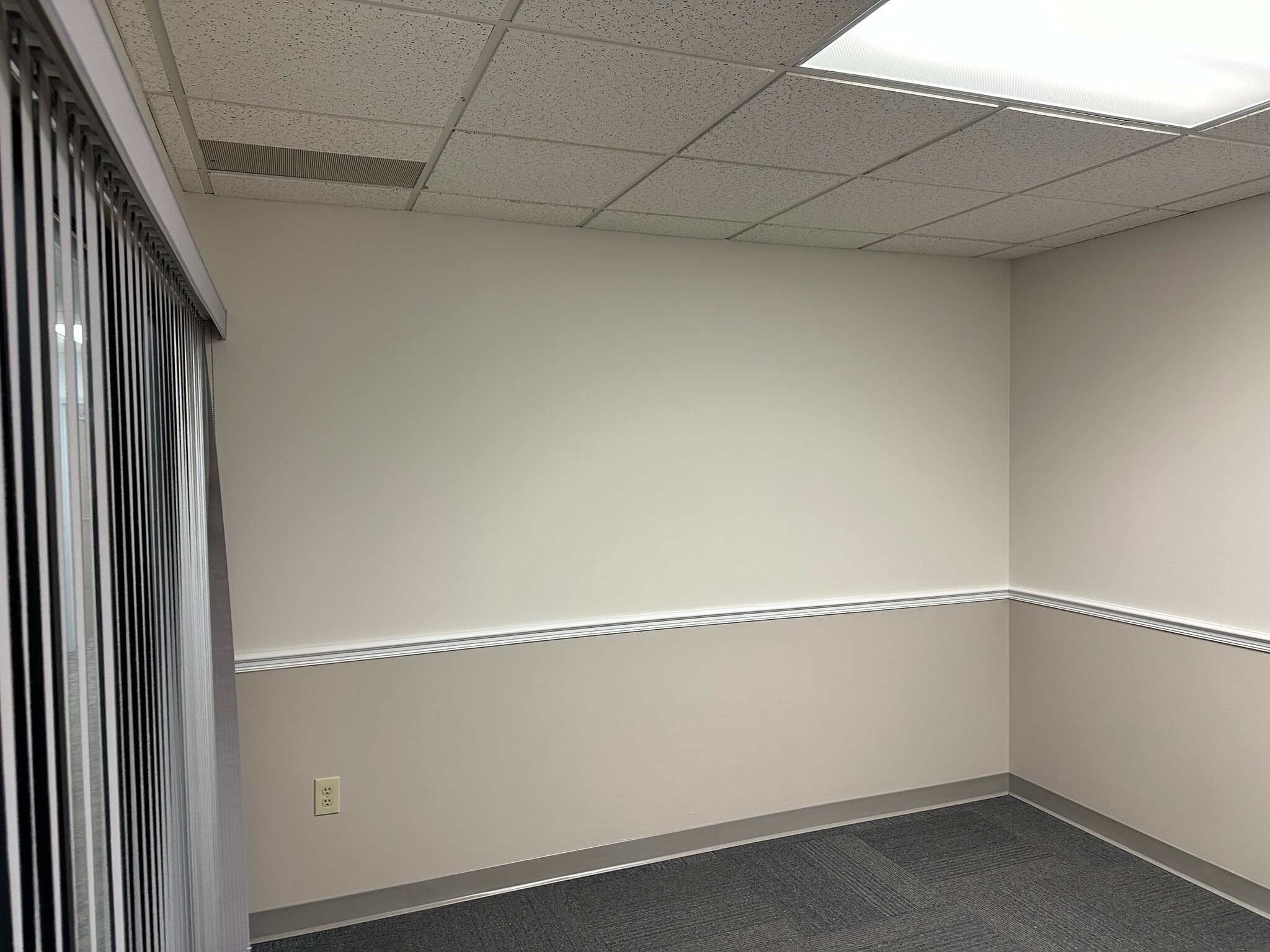 498 Palm Springs Dr, Altamonte Springs, FL for lease Interior Photo- Image 1 of 2