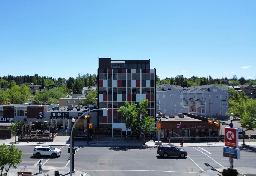 1135 17th Ave SW, Calgary, AB for lease - Building Photo - Image 2 of 8