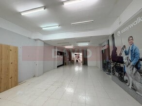 Commerce de détail dans L'Hospitalet de Llobregat, Barcelona à louer Photo intérieure- Image 1 de 5