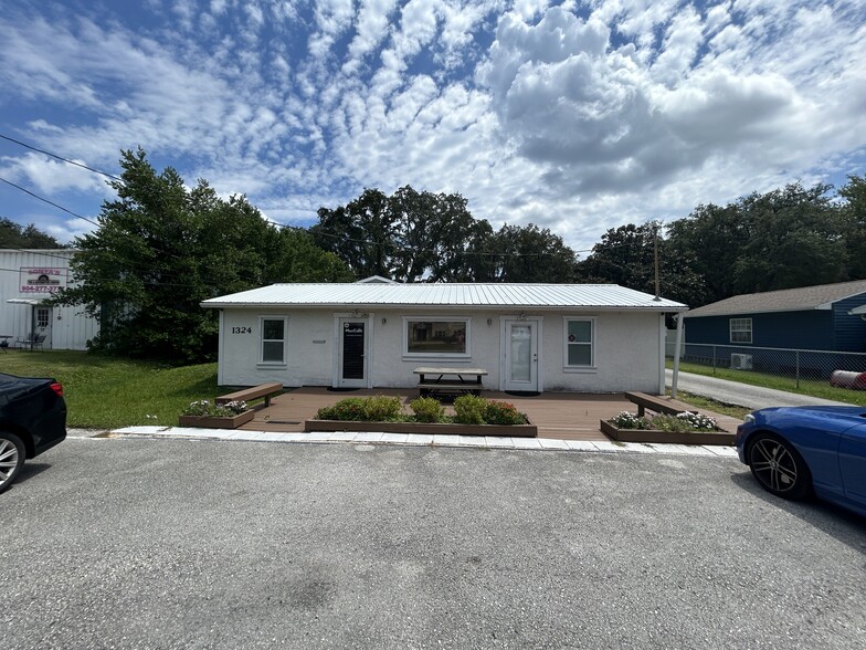 1324 S 14th St, Fernandina Beach, FL à vendre - Photo du bâtiment - Image 1 de 1