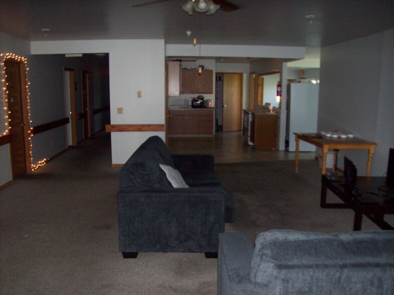 497 Lake St, Montello, WI for sale - Building Photo - Image 3 of 94