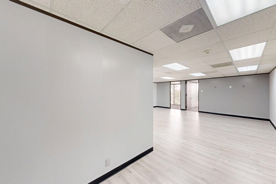 8203 Willow Place Dr S, Houston, TX à louer - Numérisation 3D de Matterport - Image 2 de 9